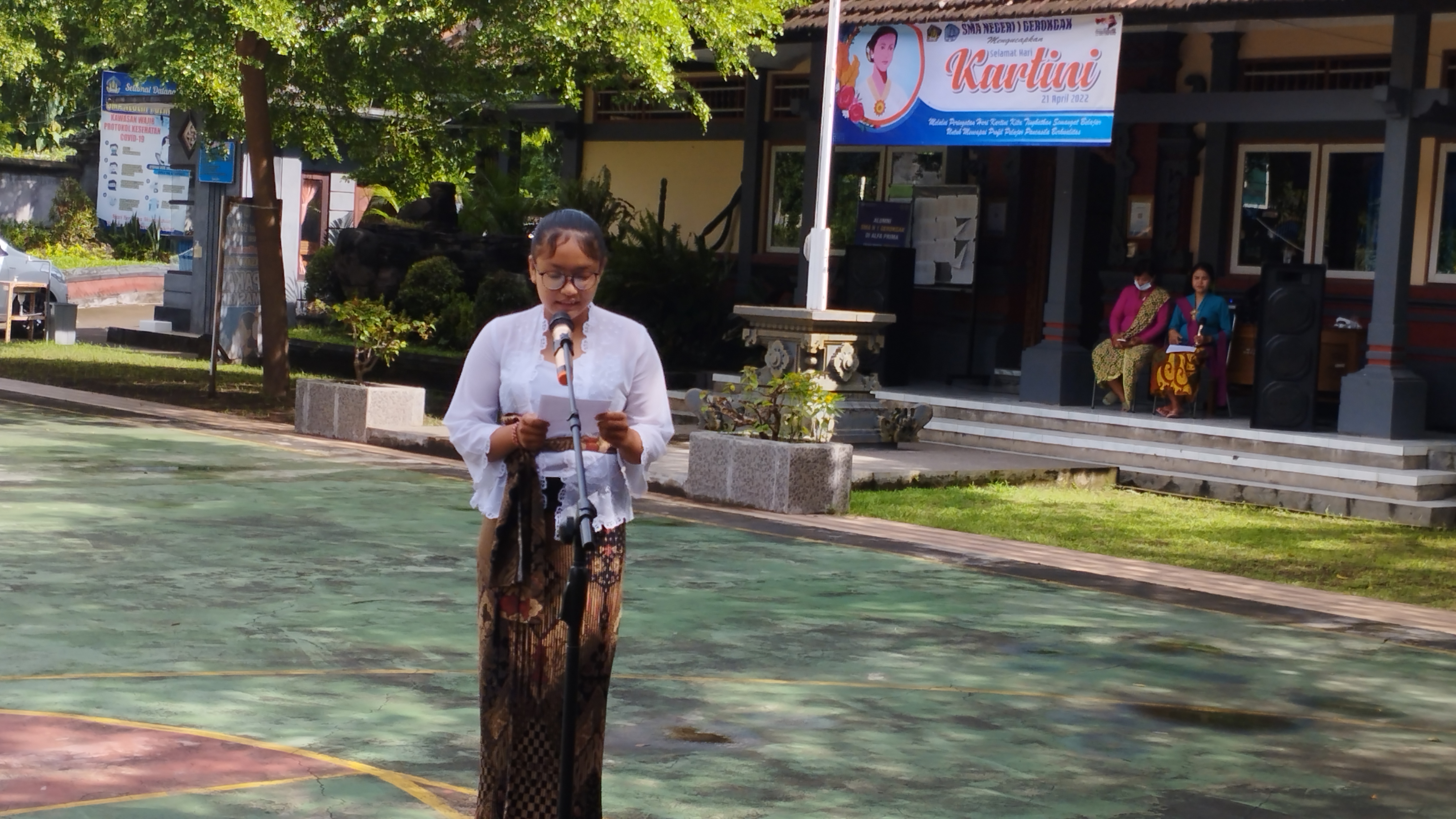 Peserta Lomba Baca Puisi