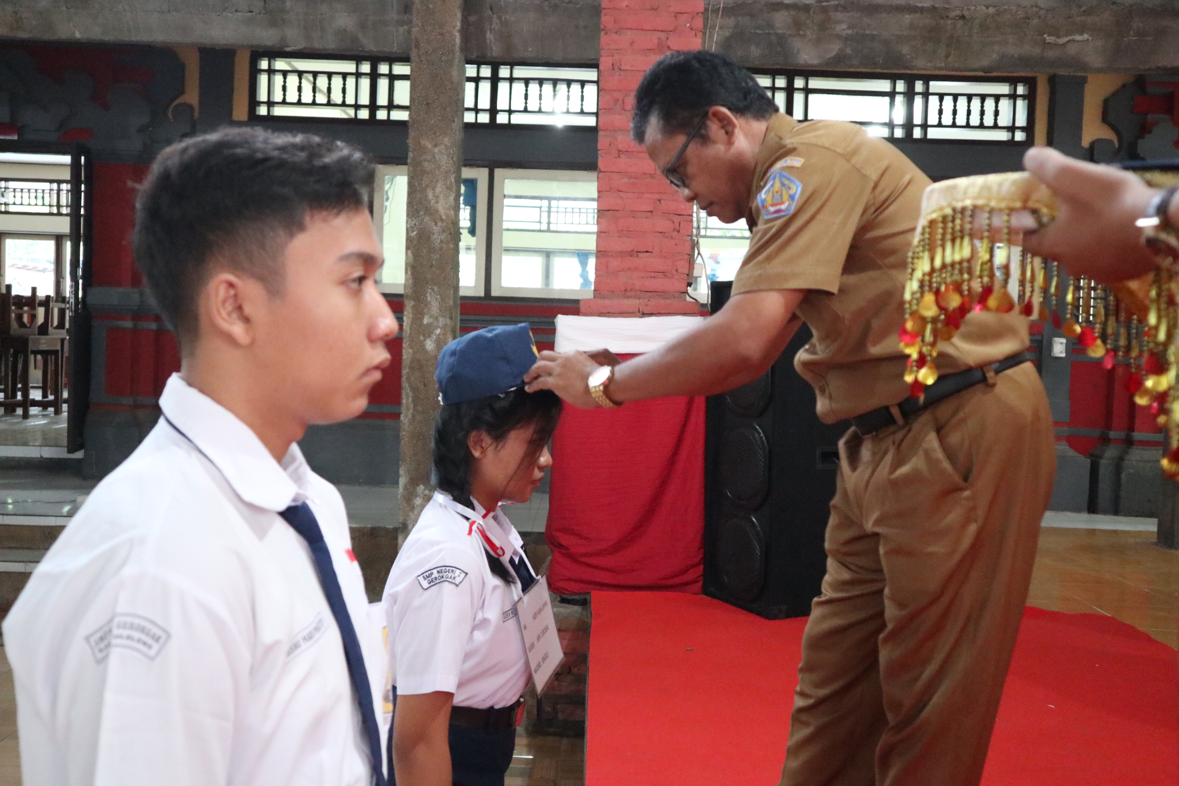 Penyerahan Siswa MPLS