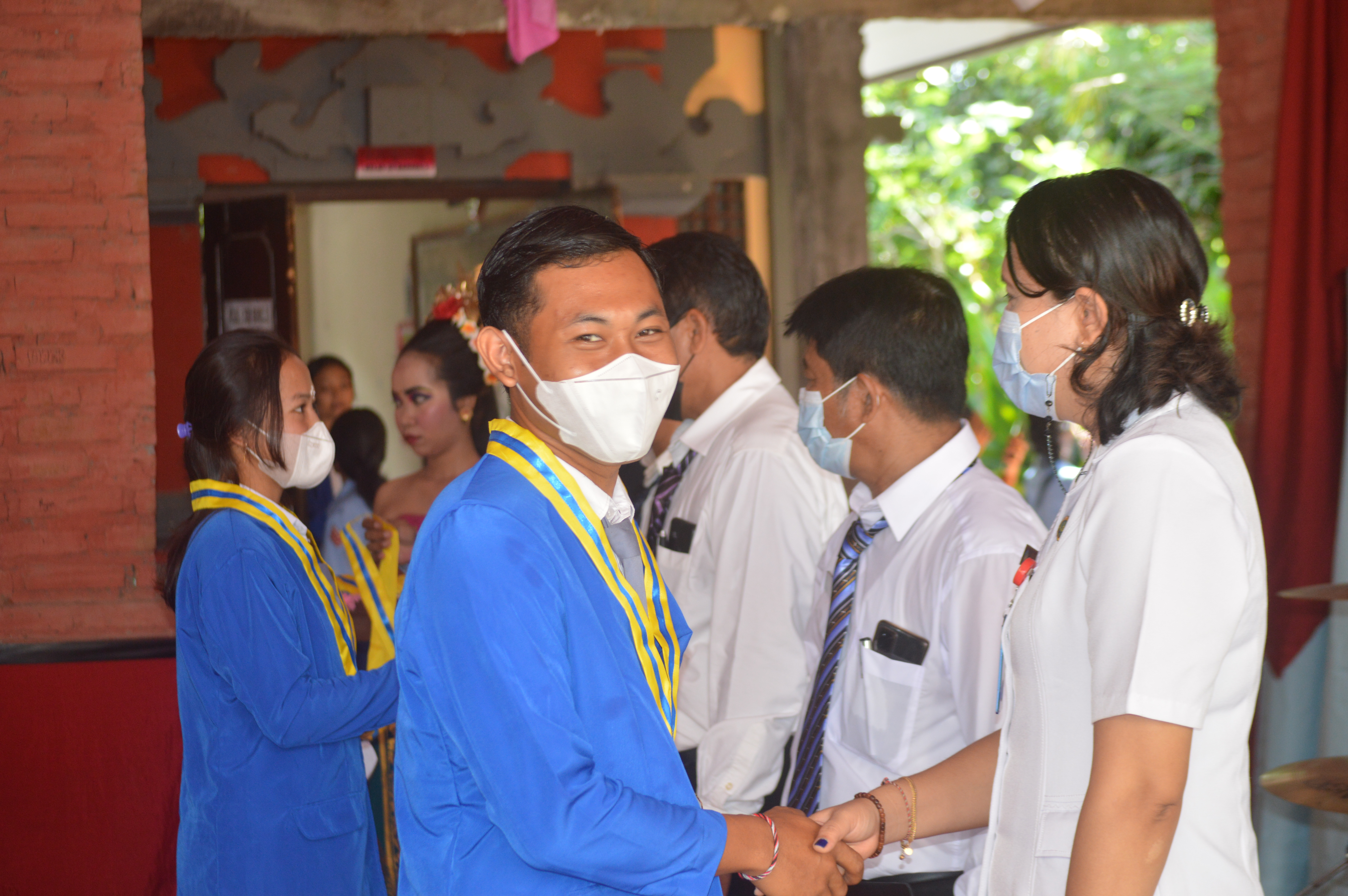 Pengalungan Gordon Jurusan Bahasa